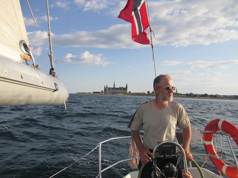 Widok na Helsingor z zamkiem Kronborg